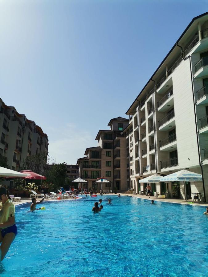 Pool Apartment Amadeus Lux Napospart Kültér fotó