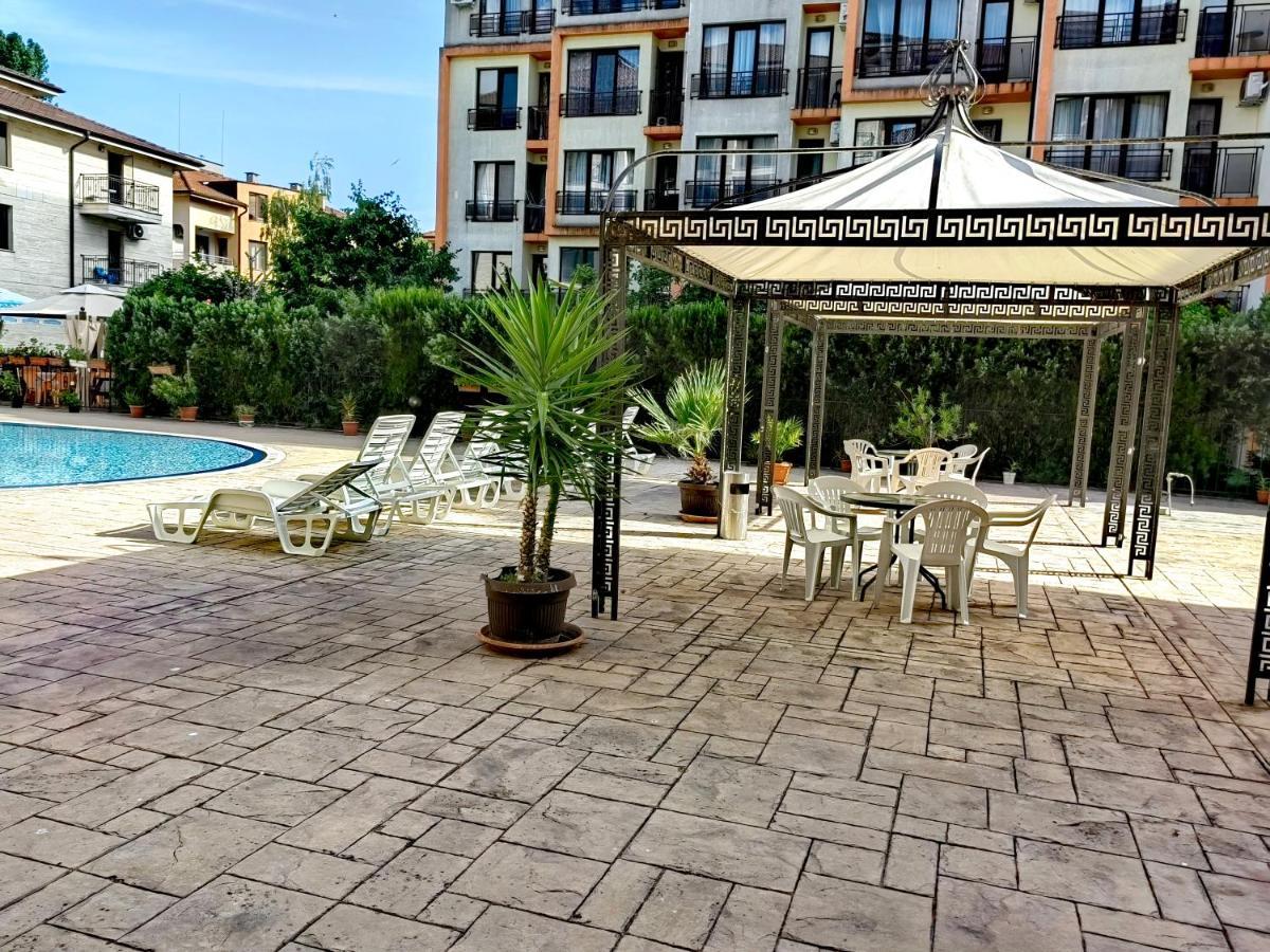 Pool Apartment Amadeus Lux Napospart Kültér fotó
